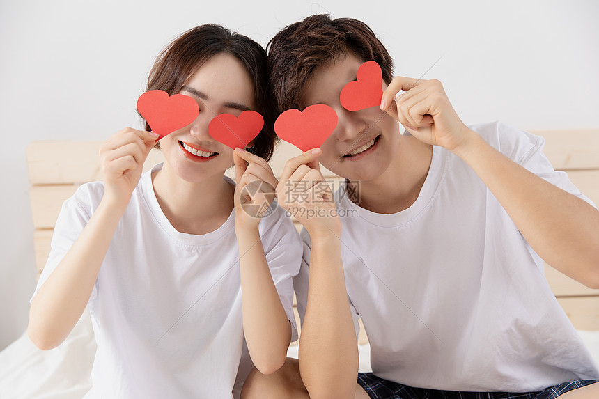 DRAM市场复苏在即！美光科技(MU.US)上调第四财季业绩预期