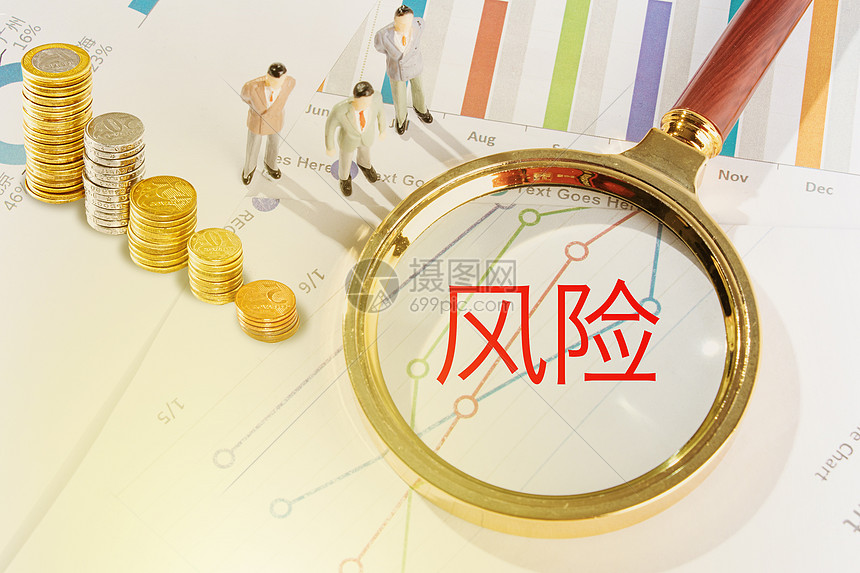 美股创新高隐含崩盘信号：美联储与财政部的流动性支撑即将消退