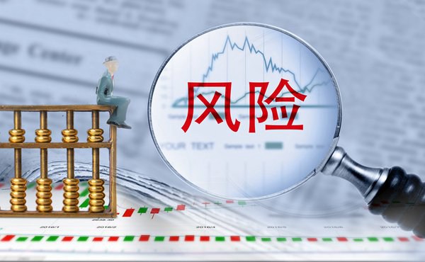 我市组织春季应征女青年上站体检